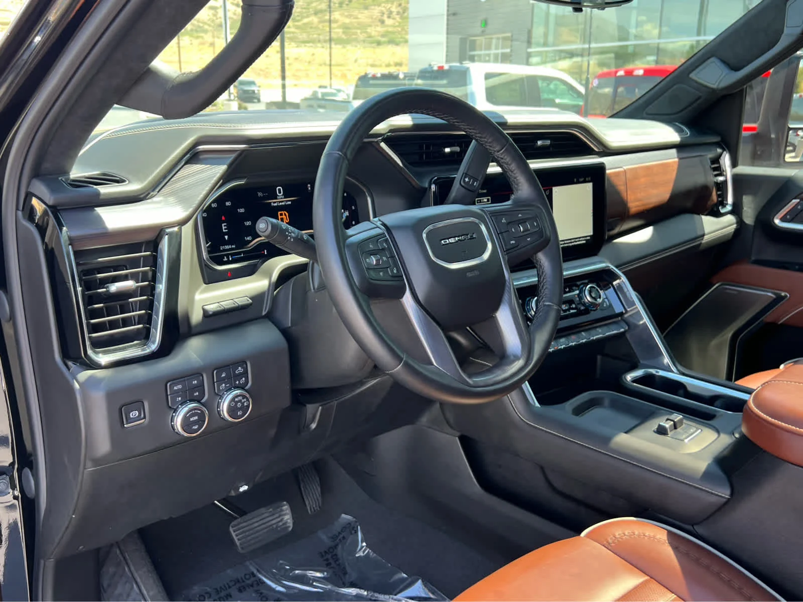 Certified Used 2025 Onyx Black GMC Denali Ultimate image 29