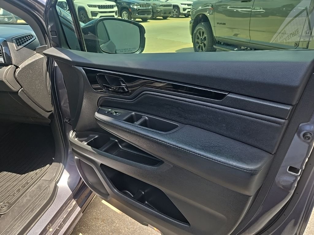 Used 2021  Honda Touring image 75