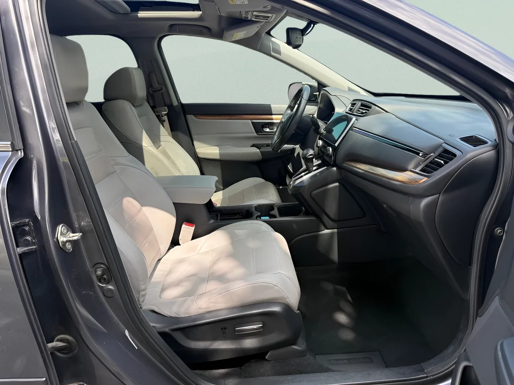 Used 2019 Gunmetal Metallic Honda EX-L image 13