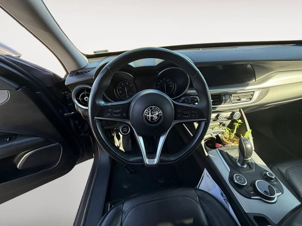Used 2018 Gray Alfa Romeo Base image 9