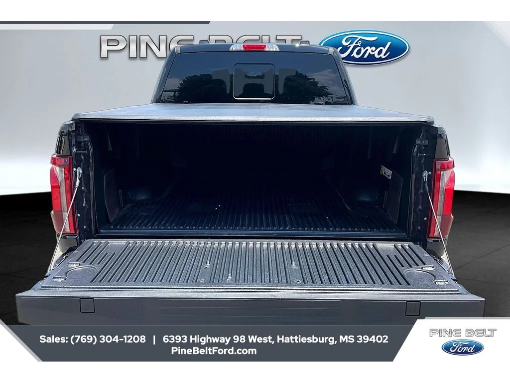 Used 2024 Agate Black Metallic Ford LARIAT image 12