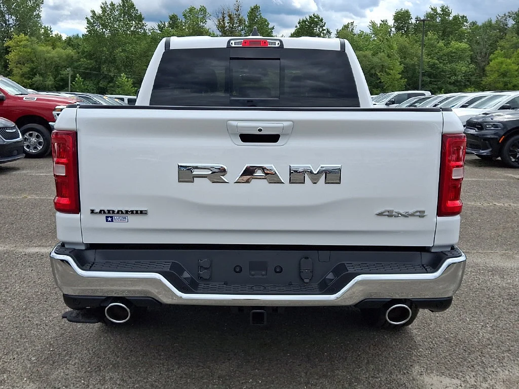 New 2027 Bright White Clear-Coat Exterior Paint RAM Laramie image 7