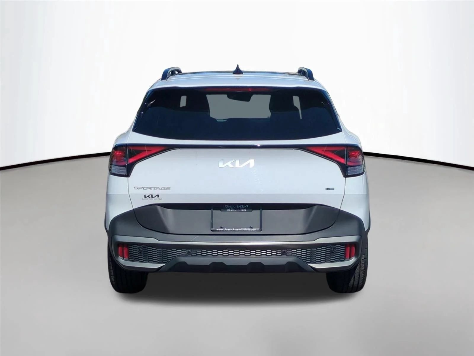 Used 2024 Glacial White Pearl Kia X-Line image 4