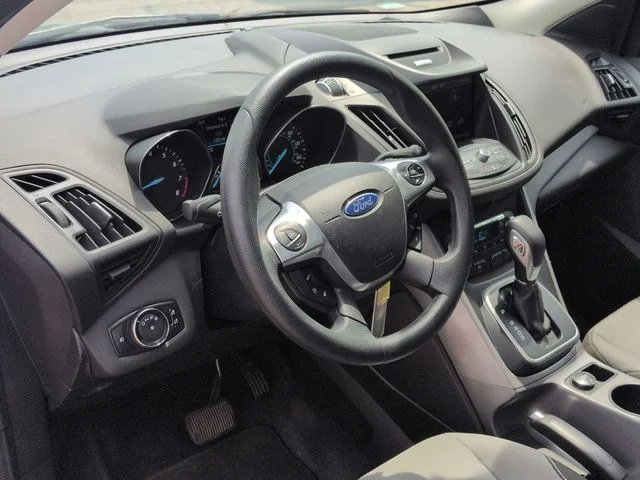 Used 2014 Gray Ford SE image 12