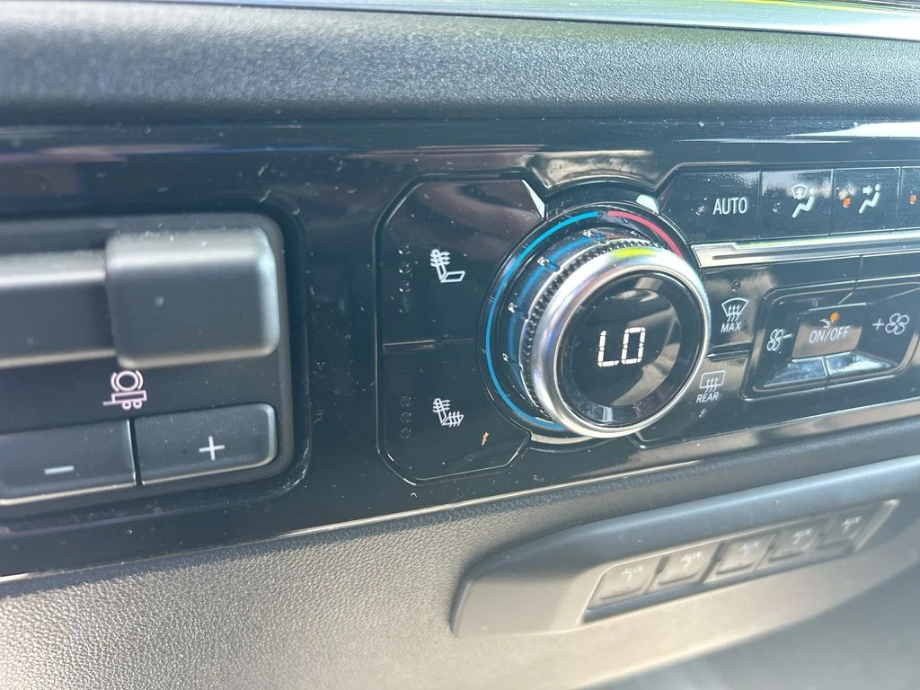Used 2026 Silver GMC SLE image 31