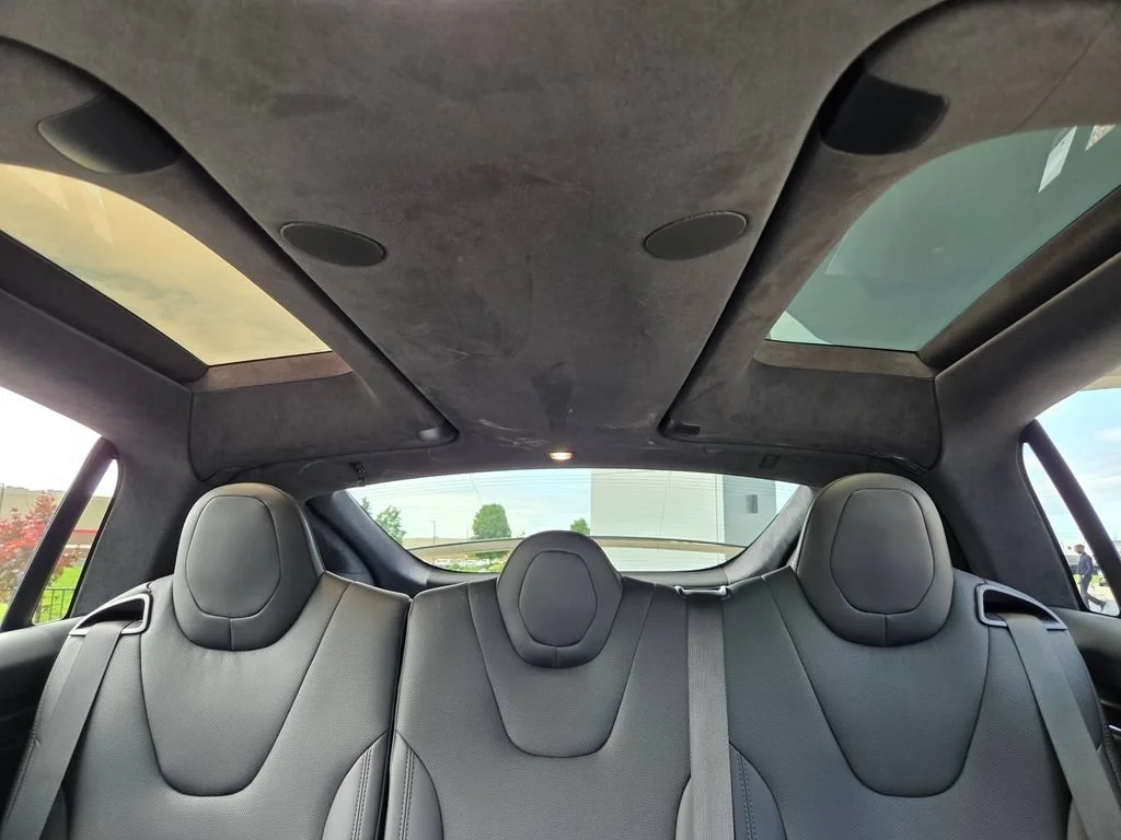 Used 2023 Pearl White Multi-Coat Tesla Standard Range image 32