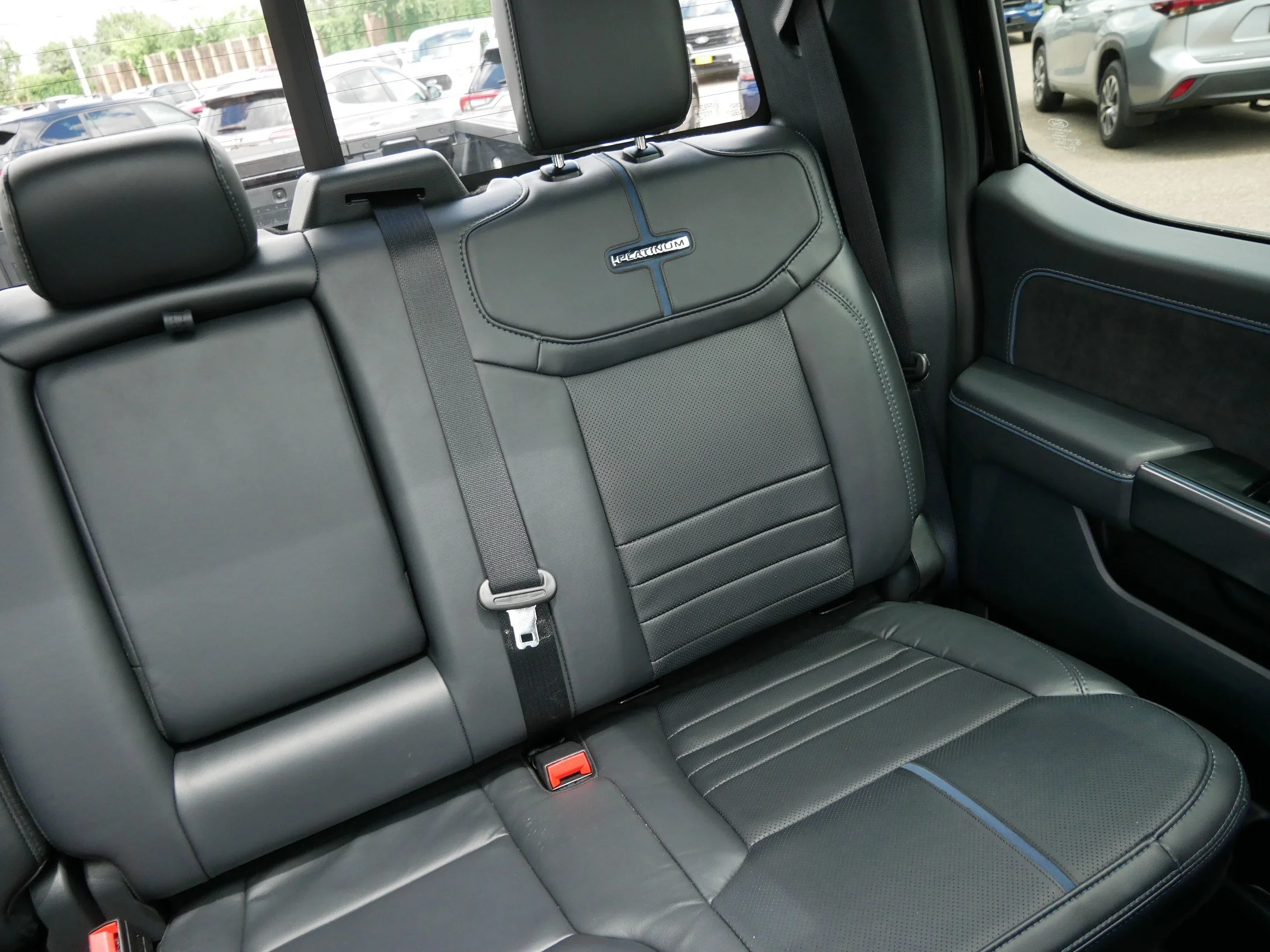 Used 2025 Agate Black Metallic Ford Platinum image 14