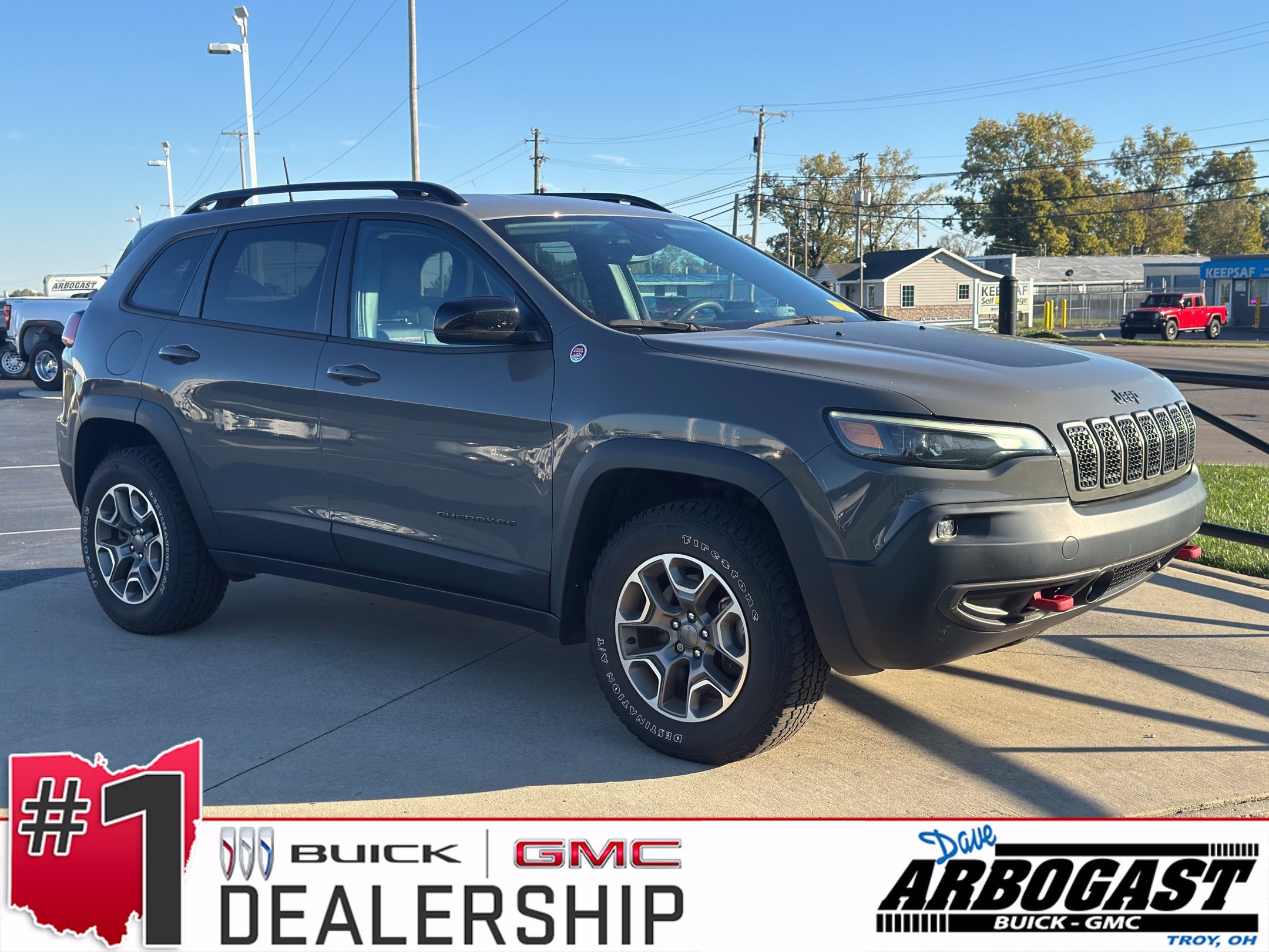 Used 2022 Sting-Gray Clearcoat Jeep Trailhawk image 1