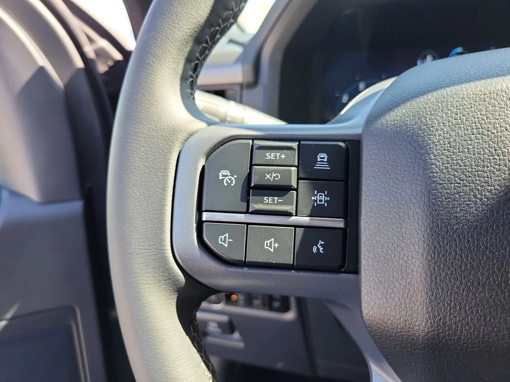 New 2026 Carbonized Gray Metallic Ford XLT image 19