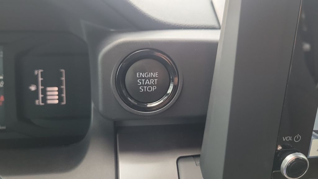2024 Toyota Tacoma SR5 - Photo 23