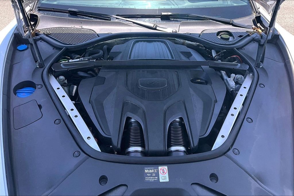Used 2025  Porsche 4 image 31