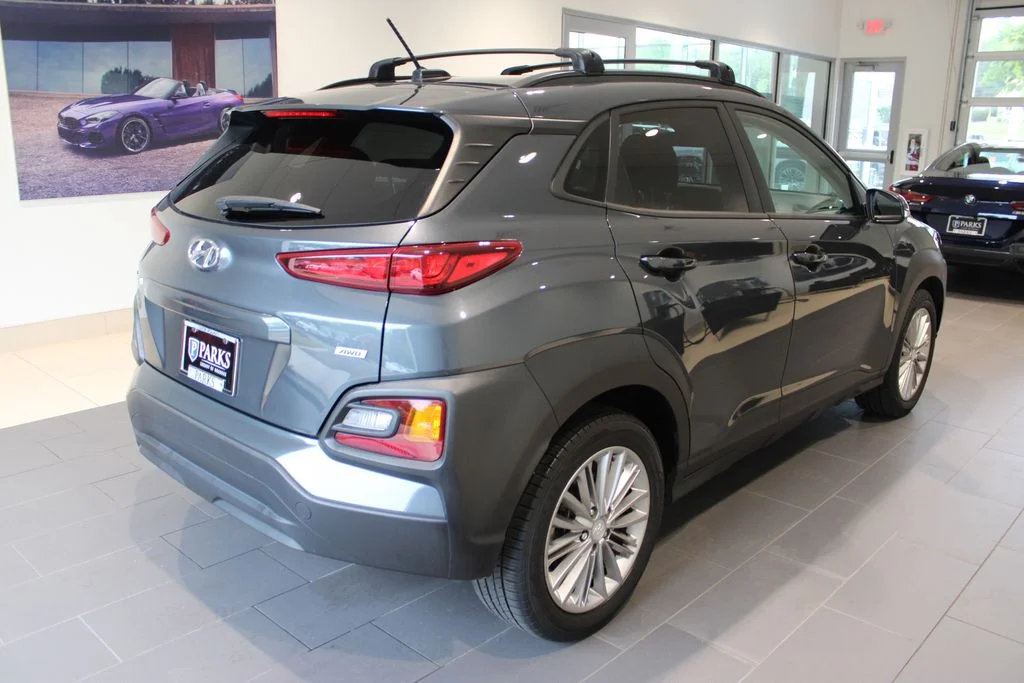 Used 2021 Gray Hyundai SEL image 21