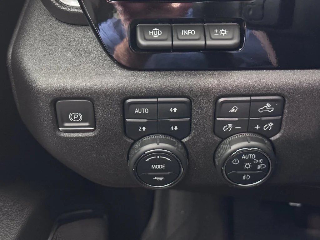 2023 Chevrolet Silverado 1500 High Country - Photo 27