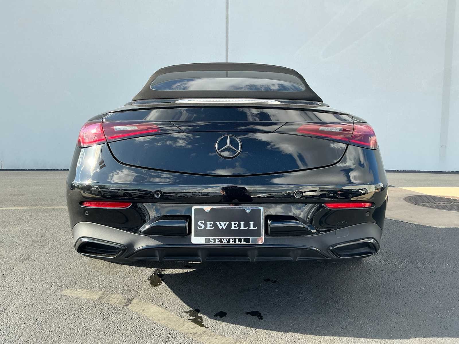 Used 2024 Black Mercedes-Benz CLE 450 image 5