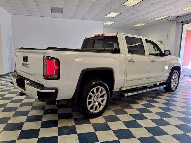 Used 2016 WHITE FROST TRICOAT GMC Denali image 8