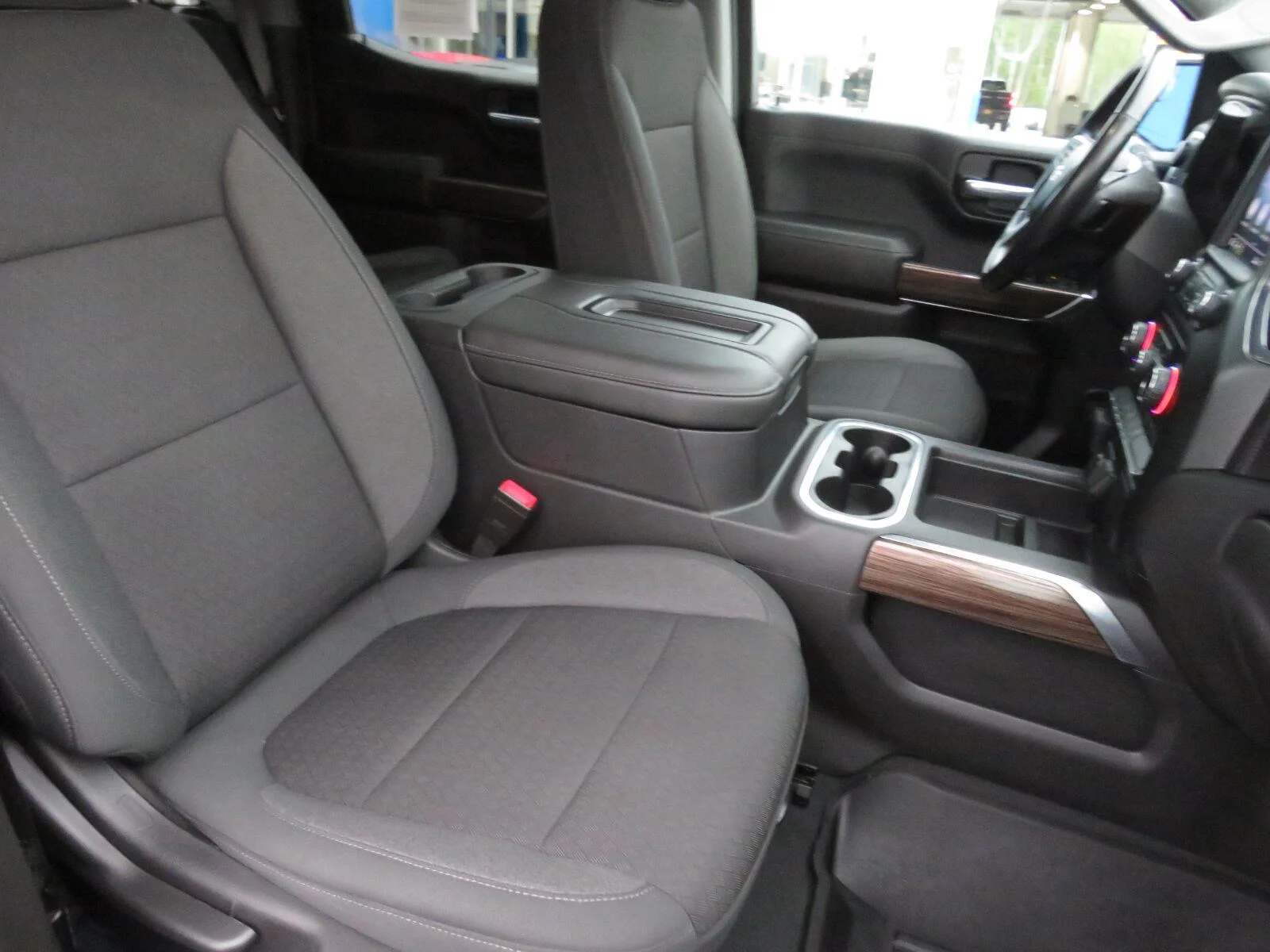 Used 2021 NORTHSKY BLUE METALLIC Chevrolet LT Trail Boss image 19