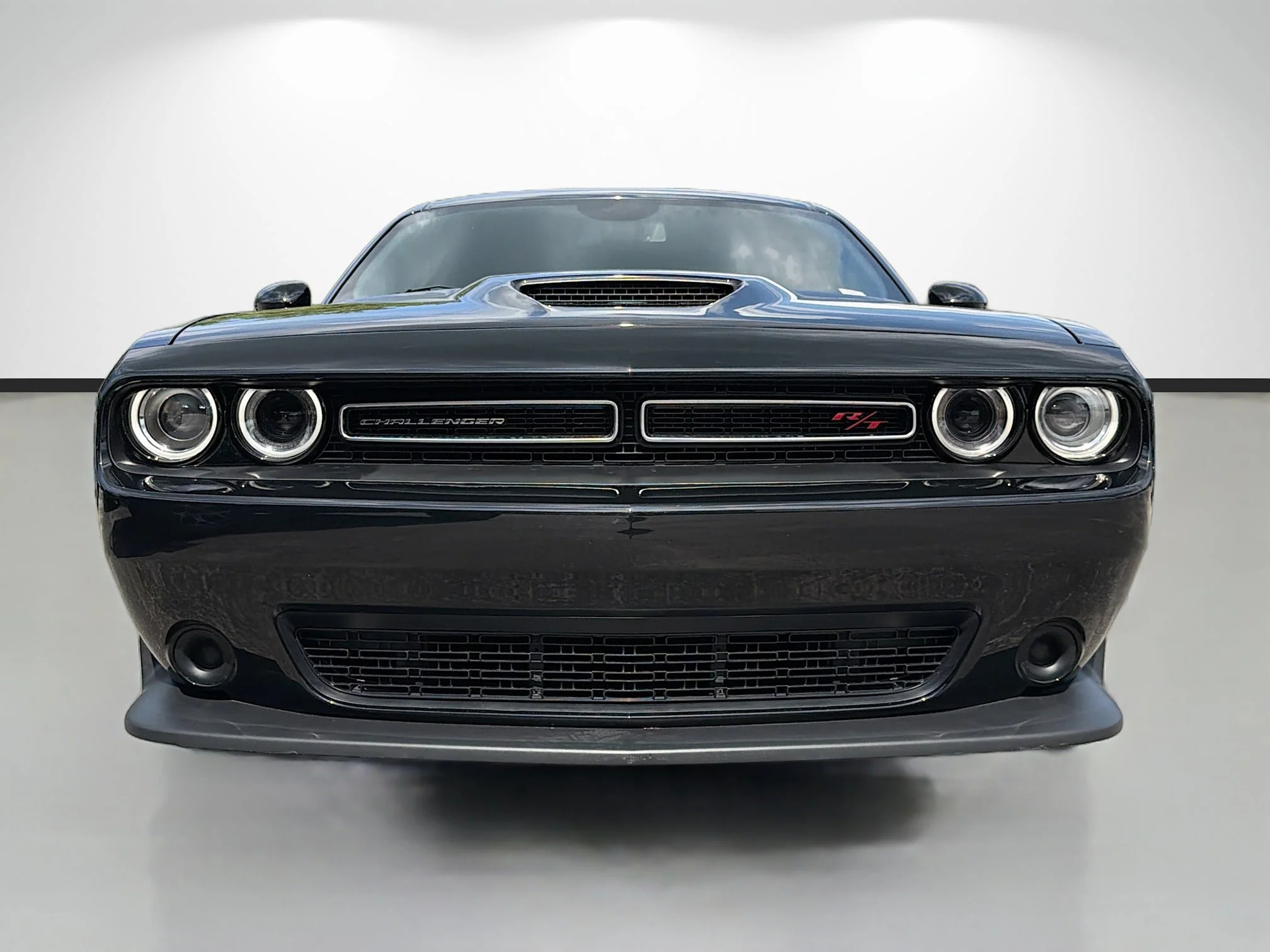 Used 2023 Pitch Black Clearcoat Dodge R/T image 8