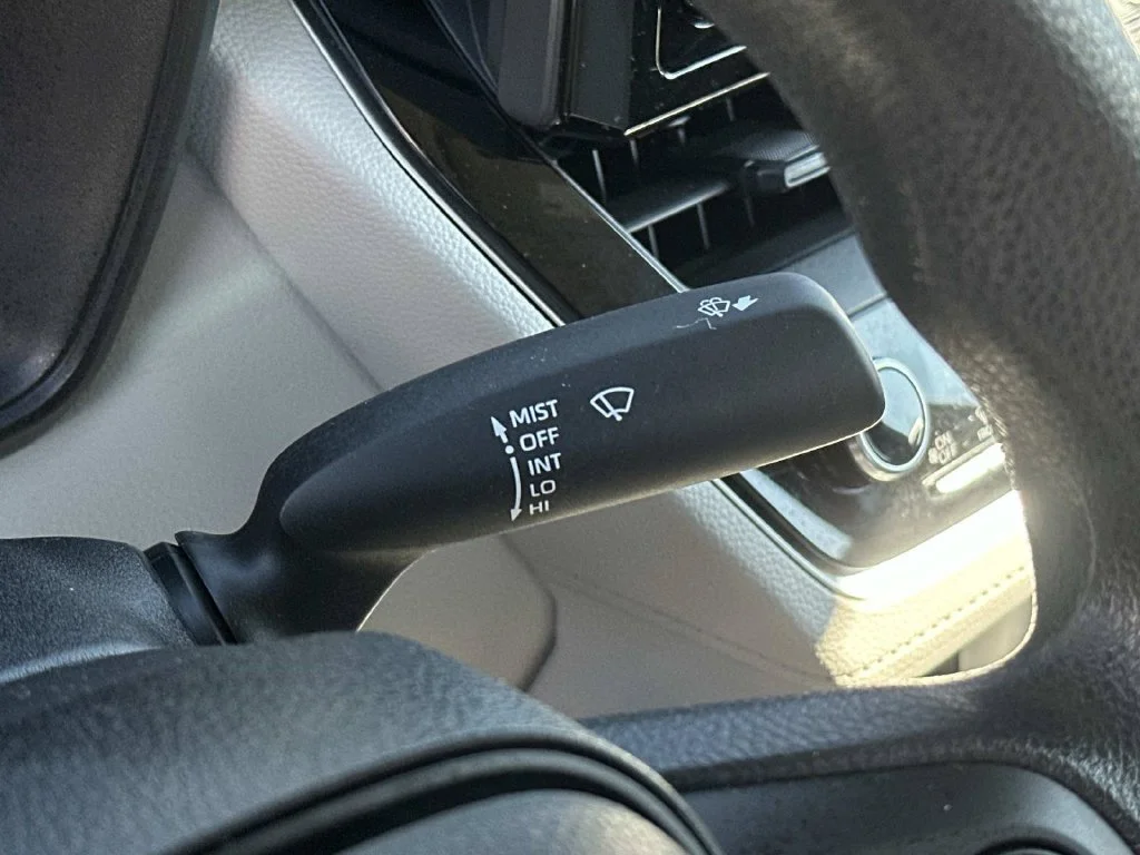 Certified Used 2022 Silver Toyota L image 31