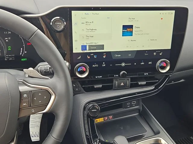 2026 Lexus NX 450h+ Luxury - Photo 16