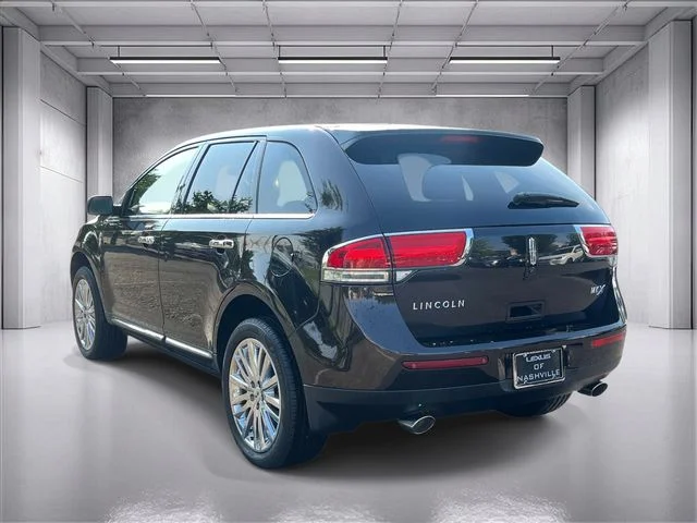Used 2015 Brown Lincoln Base image 5