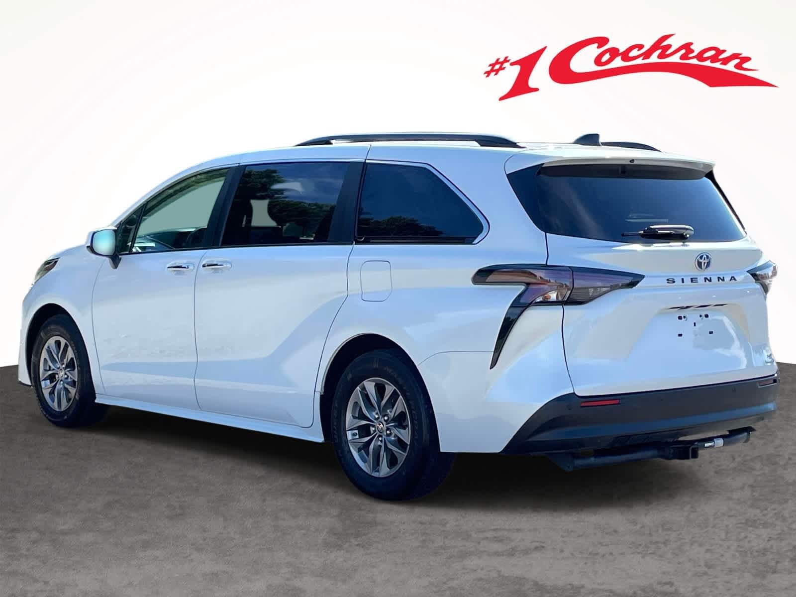 Used 2023 Wind Chill Pearl Toyota XLE image 14