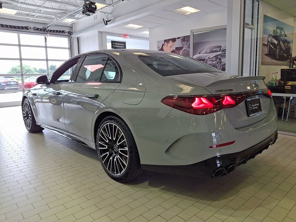 New 2026 MANUFAKTUR Alpine Grey Mercedes-Benz E 53 AMG® image 33