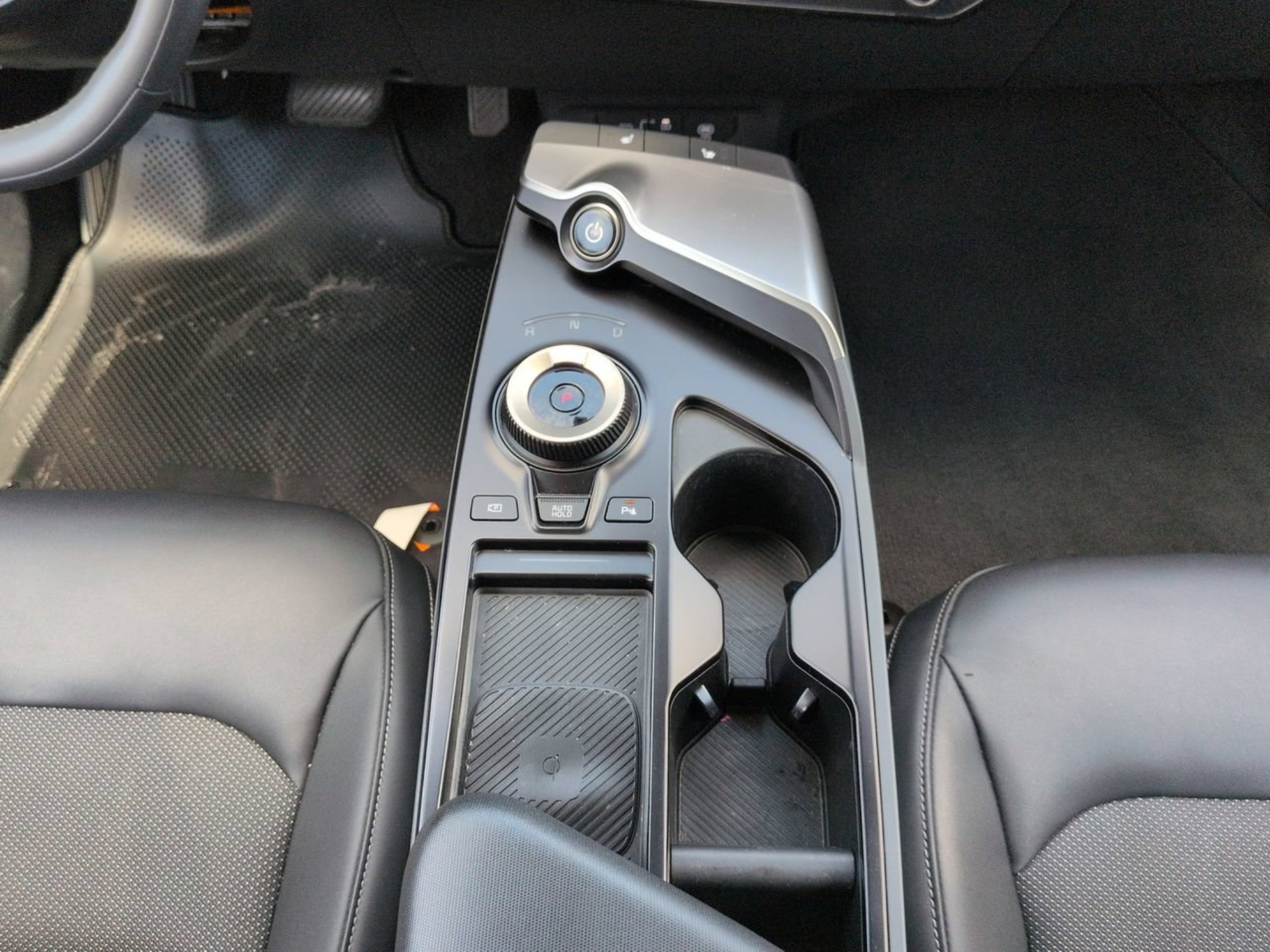 Certified Used 2025 Glacier White Pearl Kia Light image 16