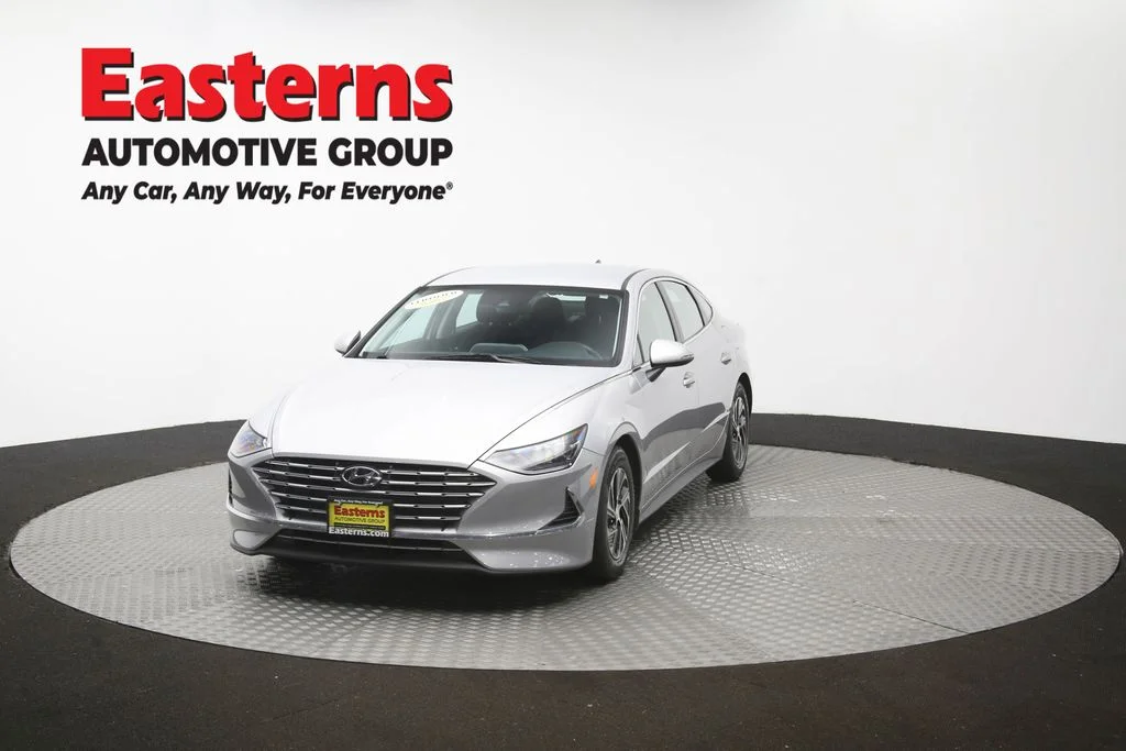 Used 2023 Silver Hyundai Blue image 56