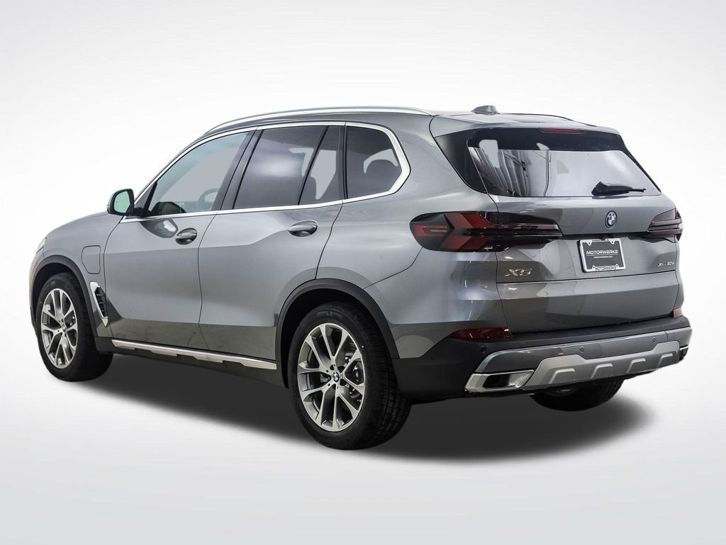 New 2026 Gray Metallic BMW xDrive50e image 3