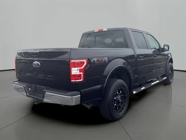 Used 2018 Shadow Black Ford Lariat image 5