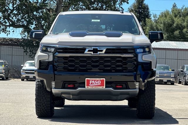 2026 Chevrolet Silverado 1500 ZR2 - Photo 15