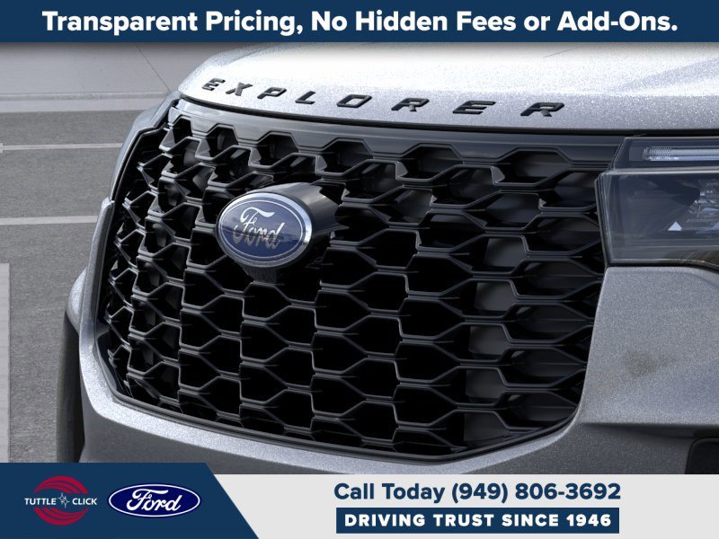 New 2026 Carbonized Gray Metallic Ford ST-Line image 17