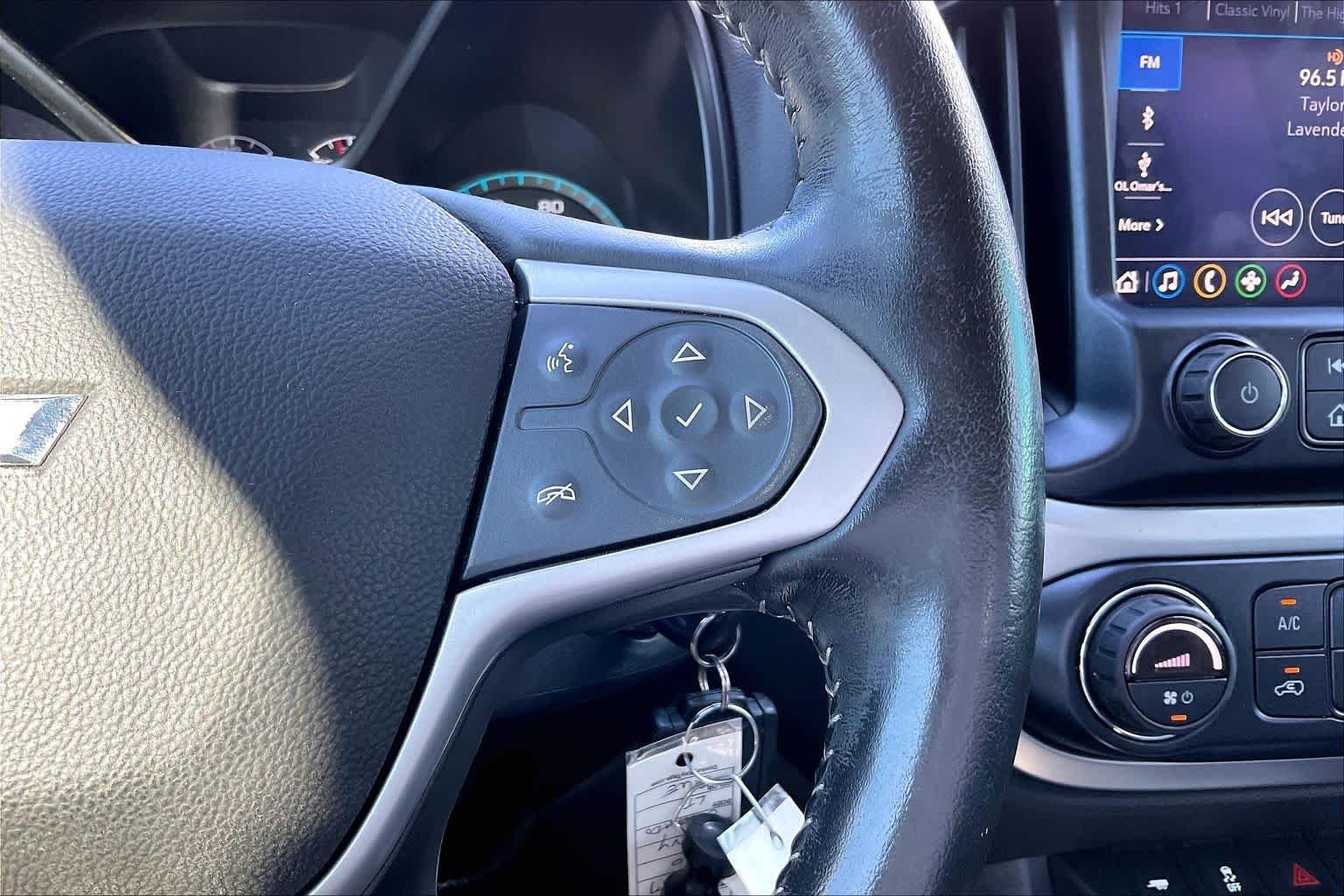Used 2020 Pacific Blue Metallic Chevrolet 2WD LT image 24