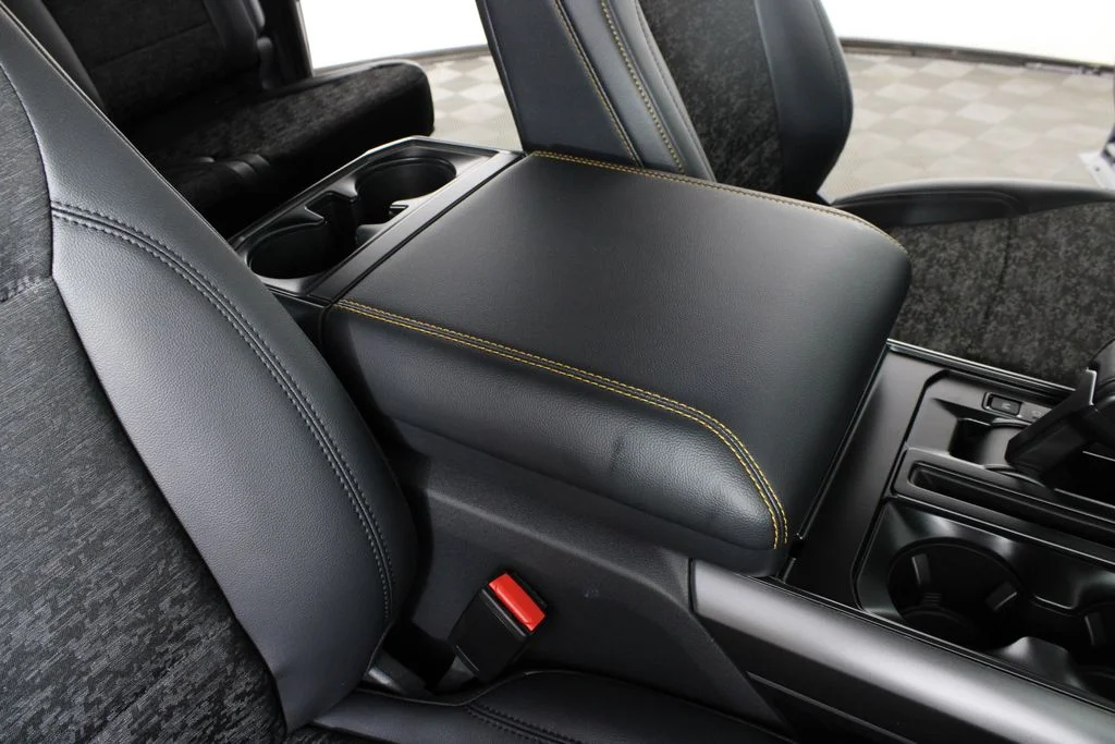 New 2026 Carbonized Gray Metallic Ford Tremor image 17