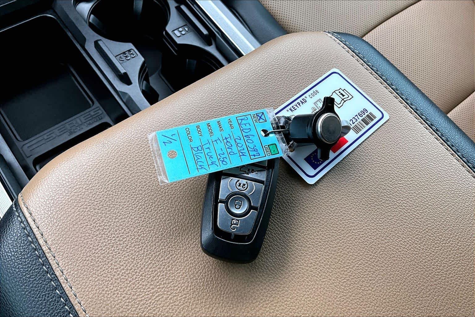 Used 2024 Agate Black Metallic Ford LARIAT image 14