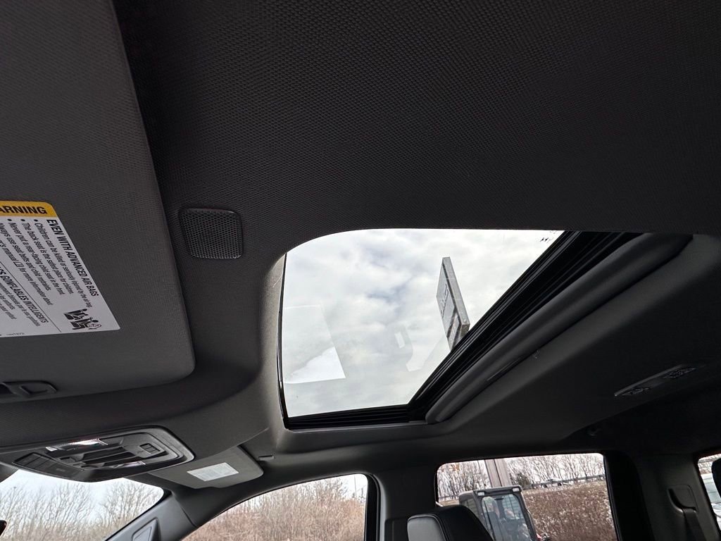 New 2026 Glacier White Tricoat GMC Denali image 32