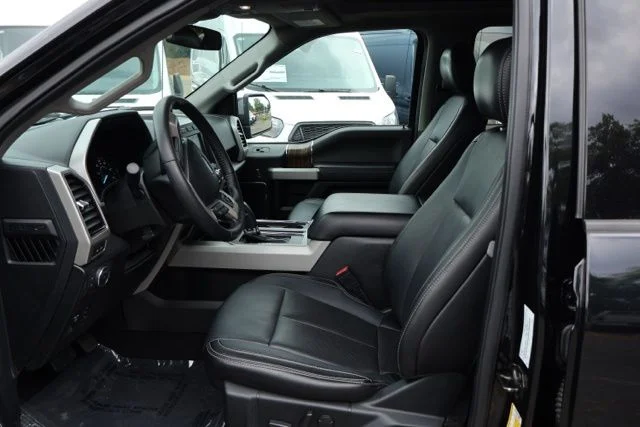 Used 2019 Black Metallic Ford Lariat image 16