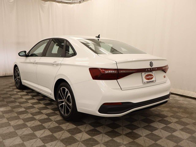 New 2026 Pure White Volkswagen 1.5T Sport image 3