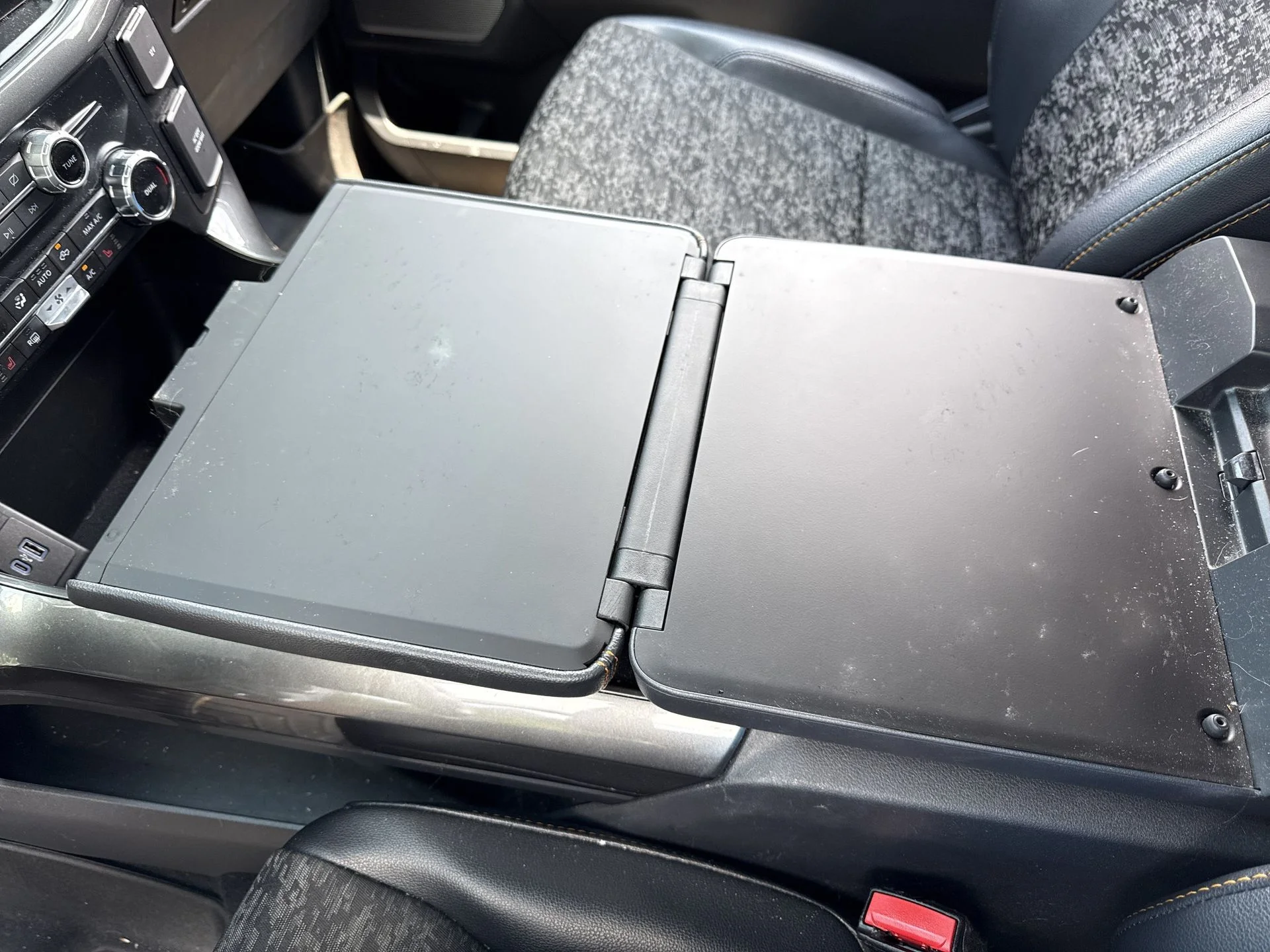 Certified Used 2023 Gray Metallic Ford Tremor image 8