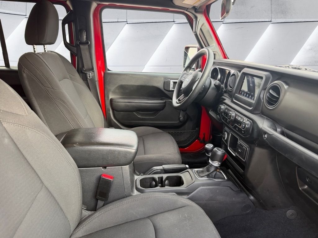 Used 2023 Red Jeep Sport image 22
