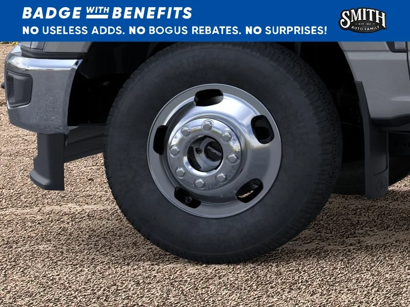 New 2026 Avalanche Ford F-350® Lariat® image 20