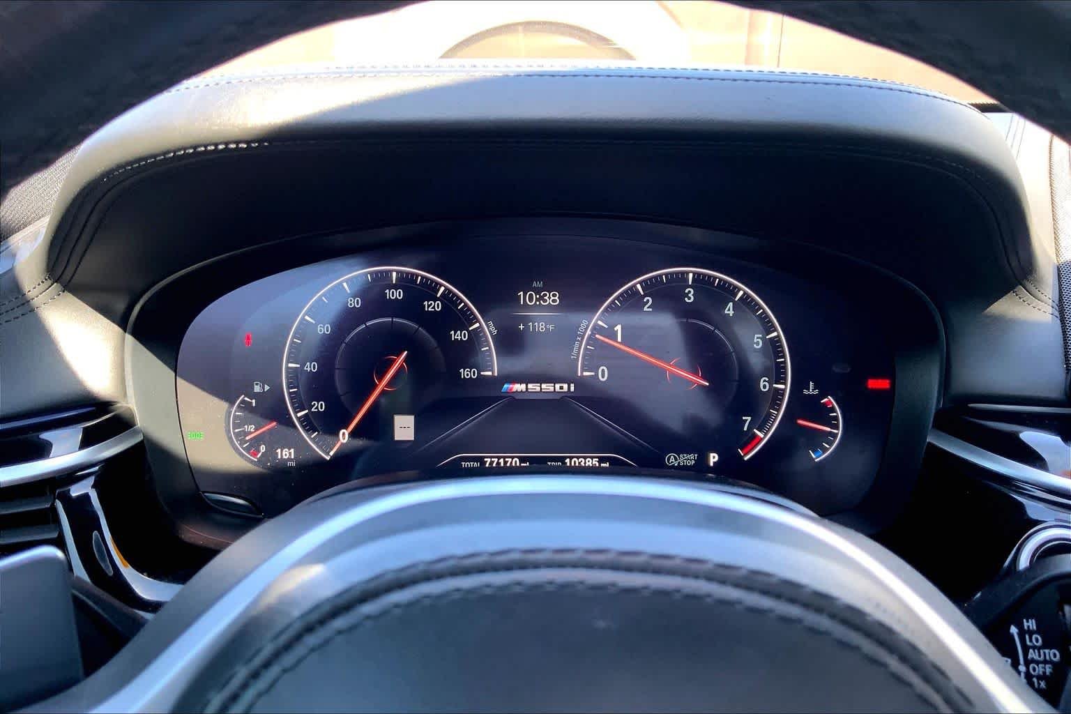 Used 2019 Black Sapphire Metallic BMW M550i xDrive image 23