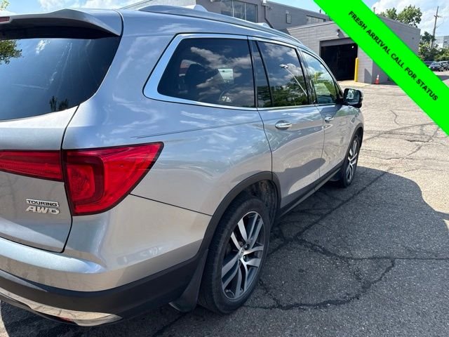 Used 2017 Lunar Silver Metallic Honda Touring image 12
