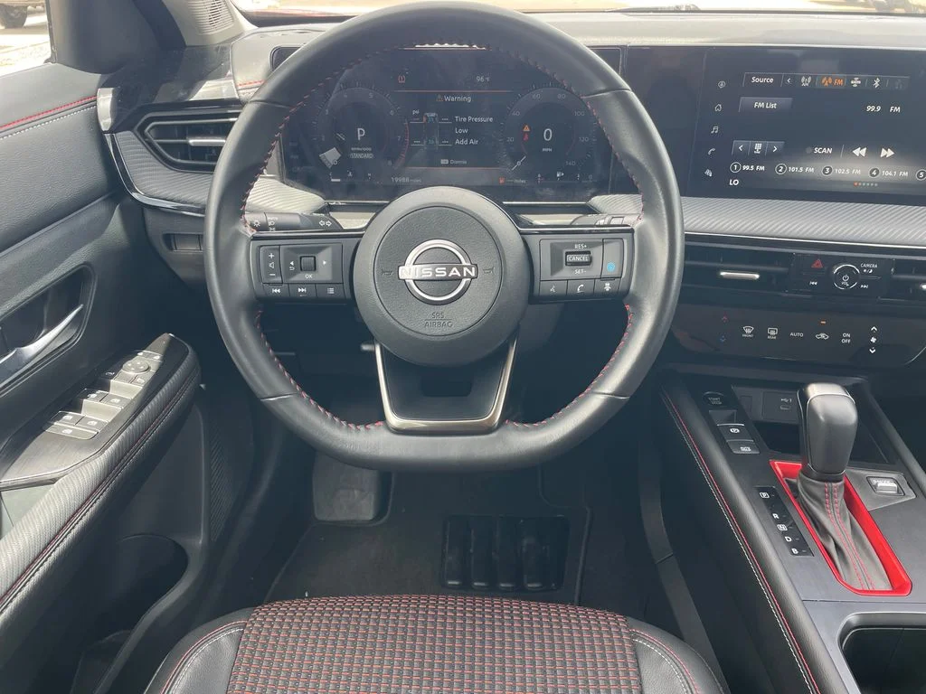Used 2025 Red Nissan SR image 10