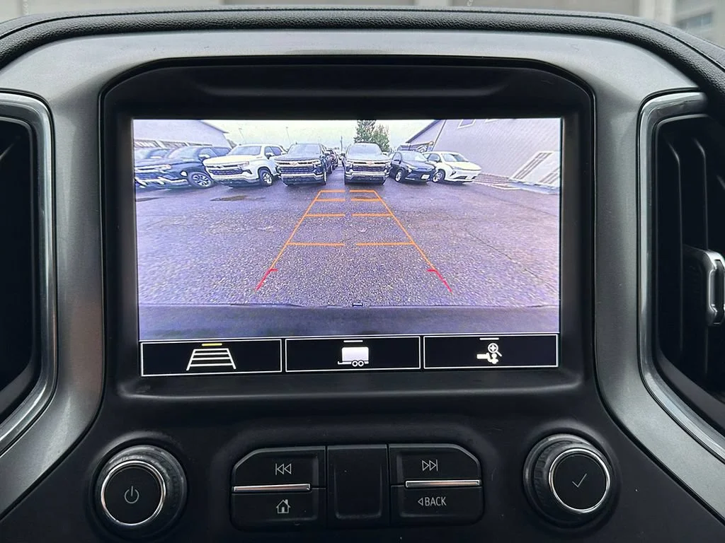 Used 2020 BLACK Chevrolet LT Trail Boss image 4