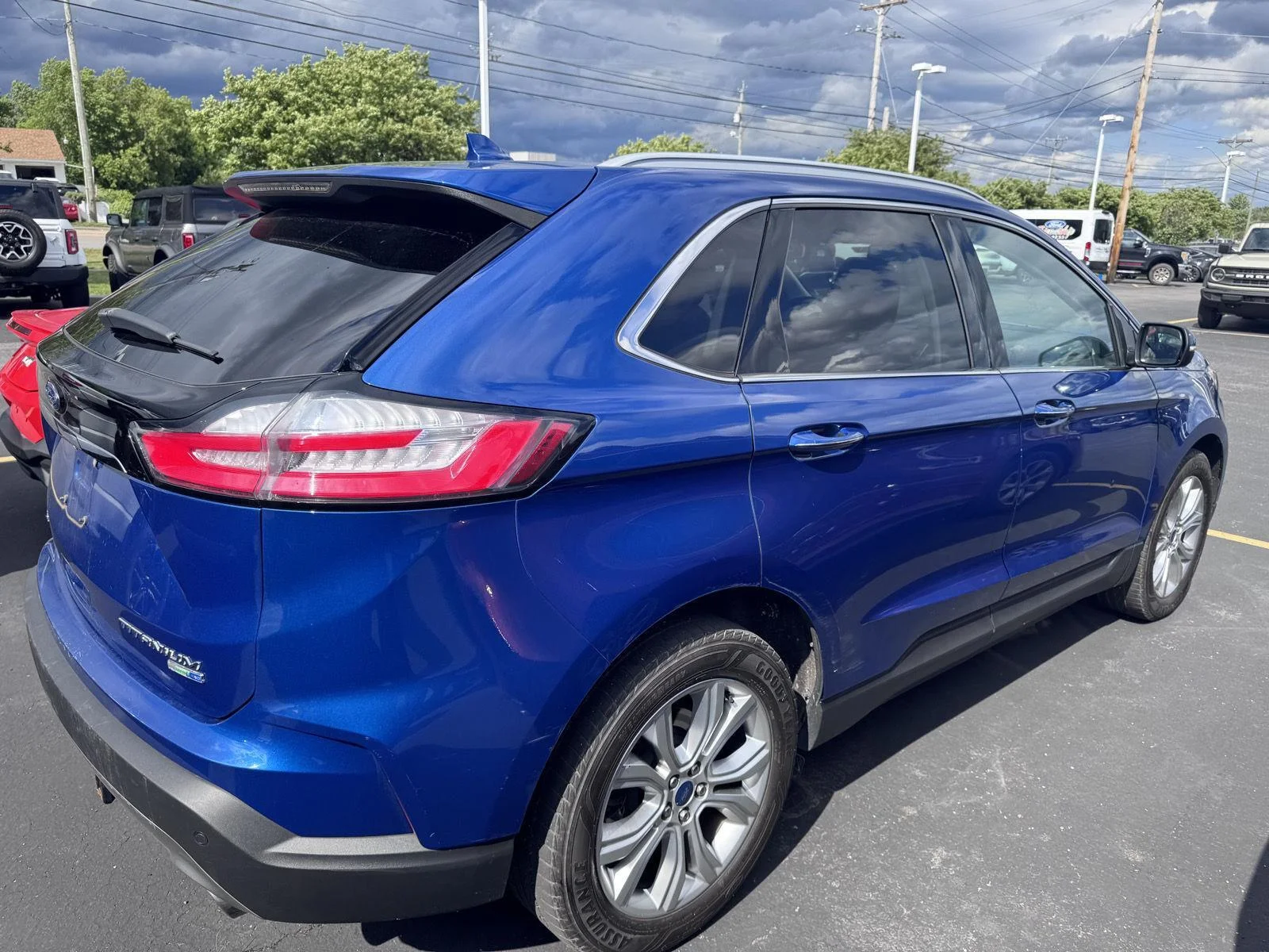 Used 2020 Atlas Blue Ford Titanium image 4