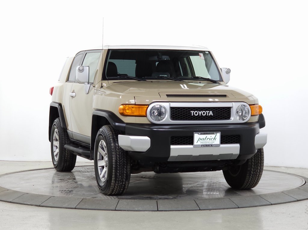 2014 TOYOTA FJ CRUISER - Image 8