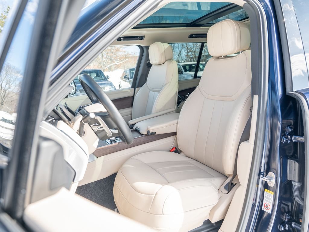 2023 Land Rover Range Rover SE - Photo 19