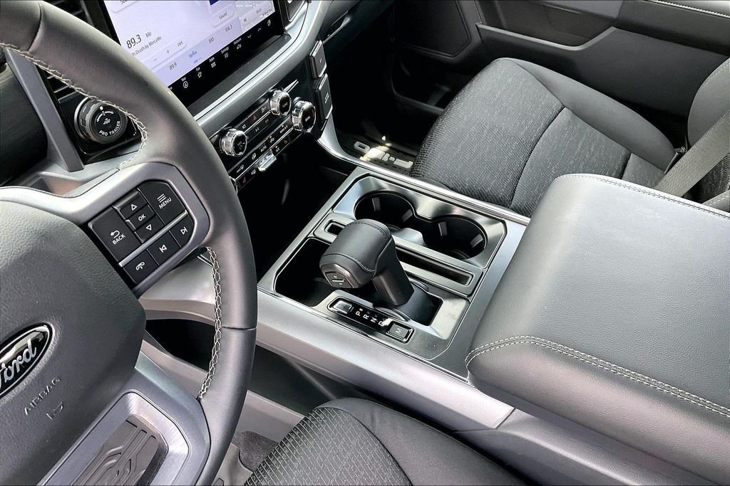 New 2026 Avalanche Ford XLT image 7
