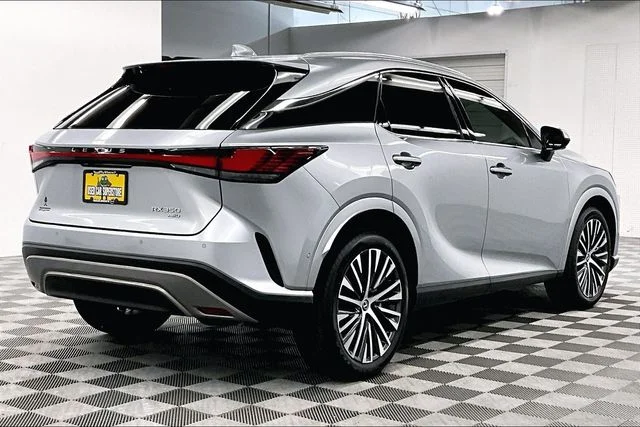 Used 2023 Iridium Lexus 350 Premium Plus image 13